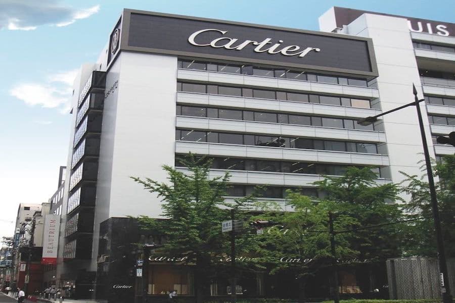外観_人気ハイブランド、カルティエのブティックが入った高い高級感を誇るオフィスビルです