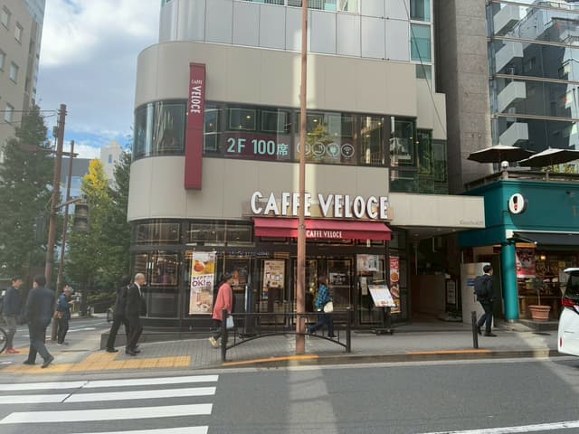 近隣の飲食店_カフェ・ベローチェ 麹町店(徒歩2分)
