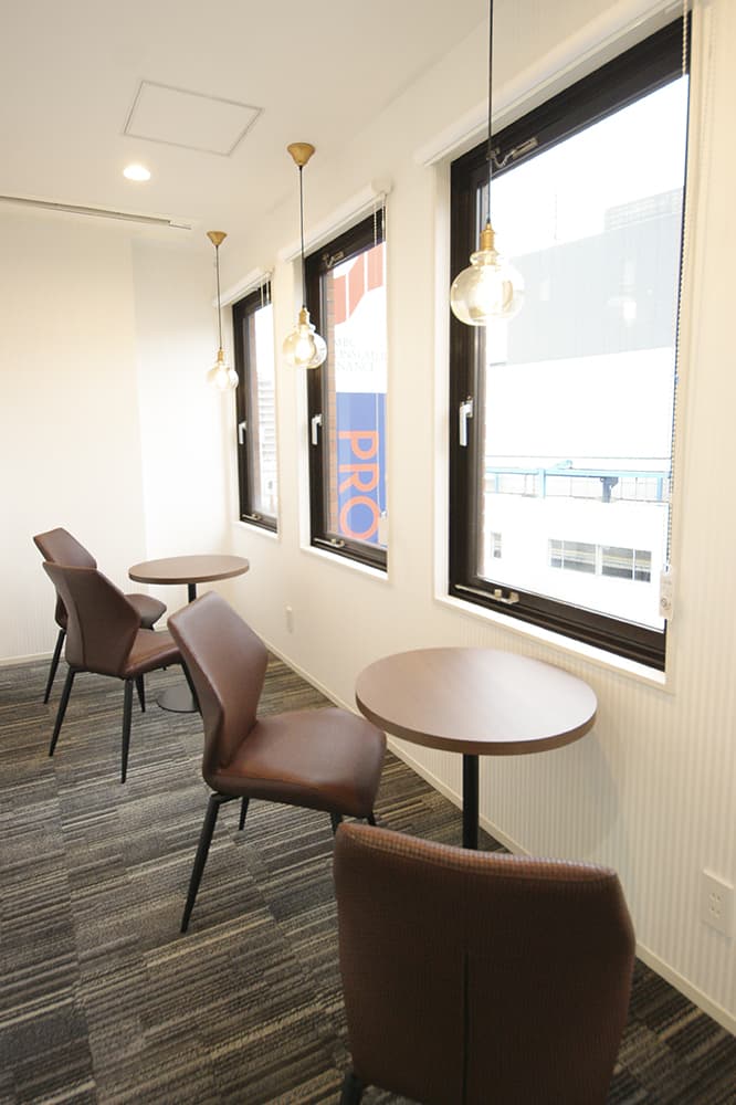 オフィス用休憩スペースfacilities_imgs-tate27