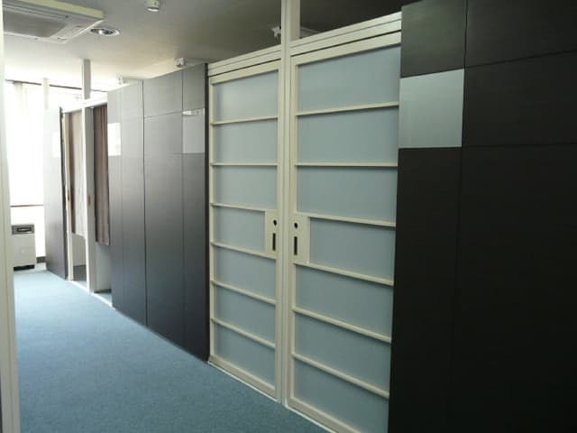 共用部_オフィス内部は清潔感のある空間が保たれています。