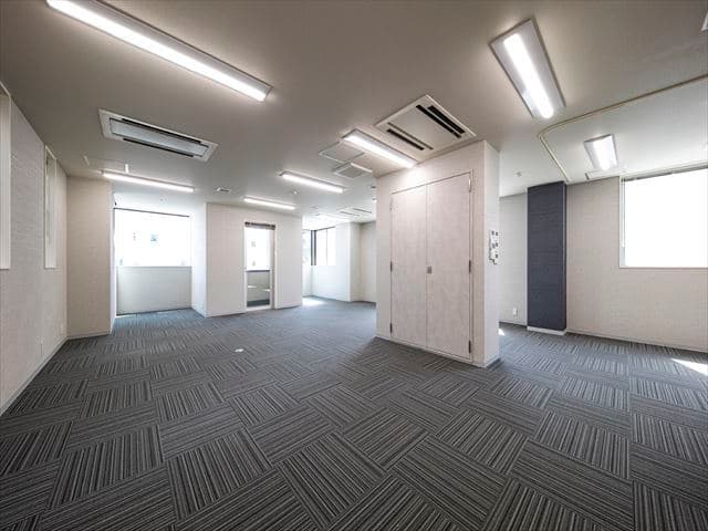 個室_仕事に集中できる快適な居住空間となっています。