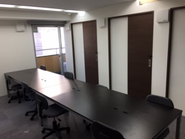 共用部_会議室。無料で利用することが可能です。様々な用途での利用が可能です。