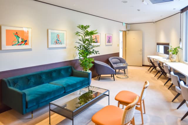 WORKER’S LOUNGE_オフィス利用者が無料で利用できるスペースです。