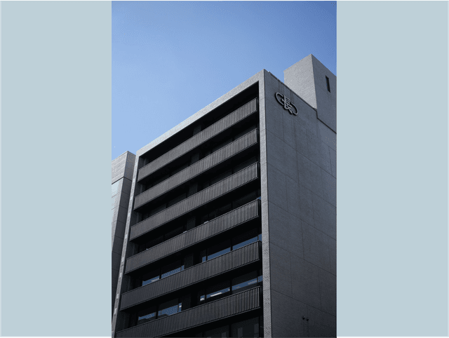 建物外観_烏丸駅・四条駅から徒歩1分の場所にあるオフィスです。