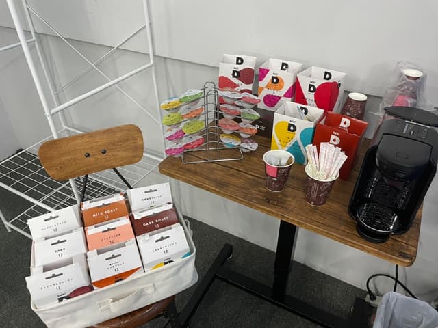 フリードリンク。コーヒー、お茶、紅茶たくさんの種類をお楽しみいただけます。