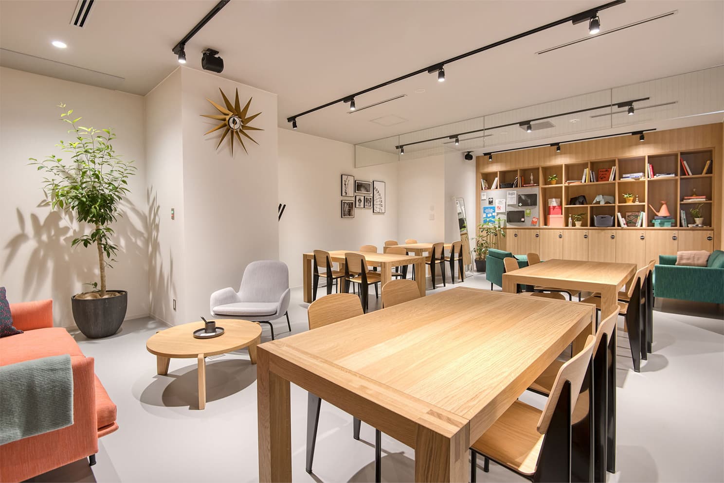 Spaces_Akasaka_01