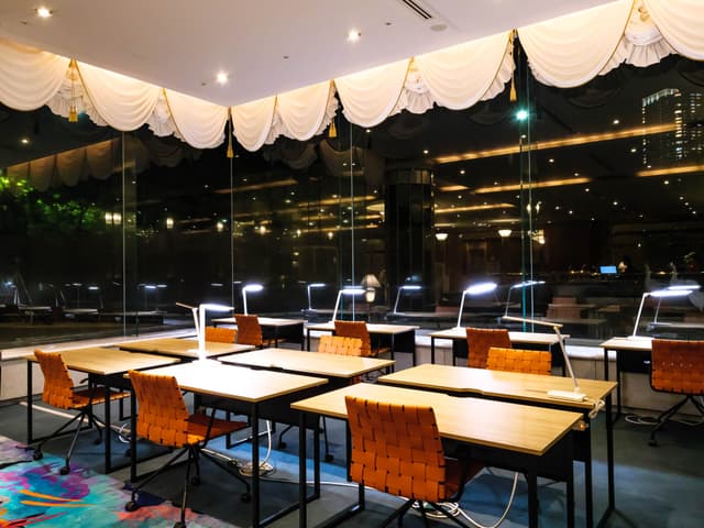 共用部_集中エリア。電話・WEB会議、談話等が禁止された集中できるスペースになります。