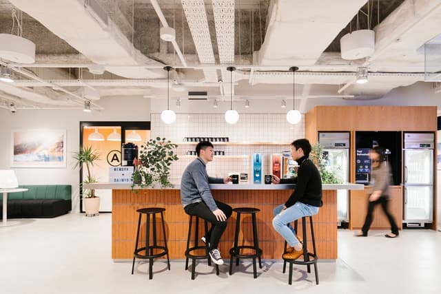 共用部_パントリーです。ご自由にお使いください。©WeWork