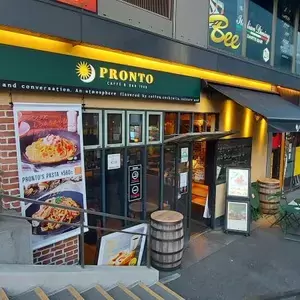 近隣のカフェ_プロント銀座ナイン店(徒歩2分)