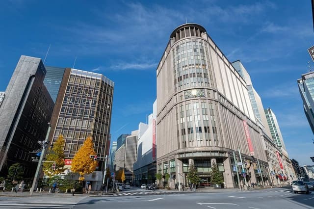 外観_オフィスは三越前駅より徒歩1分の日本橋大栄ビル7階にあります。