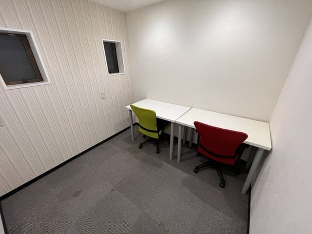 個室_2名用個室。ゆったりと落ち着いた広さを確保することができます。