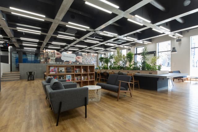 共用部_開放的な空間を演出しています。