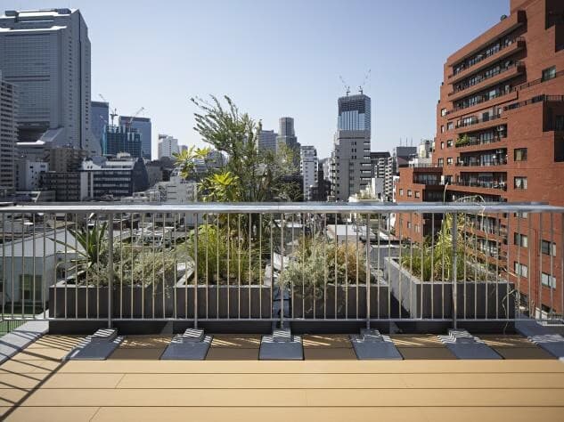 ルーフトップバルコニー。各階のご契約者様は自由に利用できます。