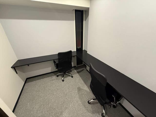 専有部_個室。インターネット環境を完備しています。