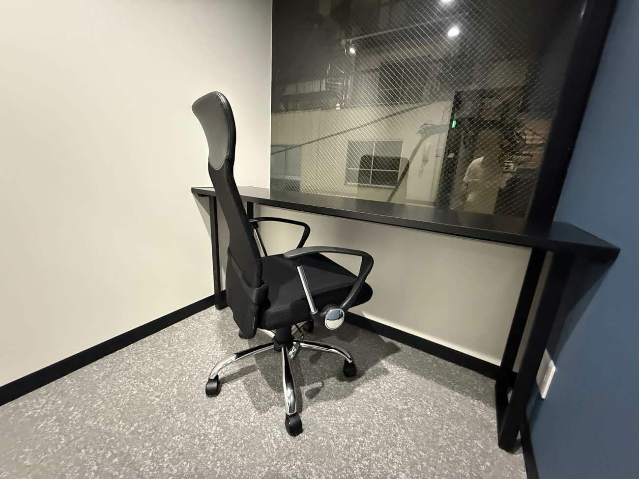 専有部_個室。インターネット環境を完備しています。