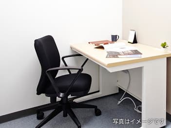 個室_1名利用の部屋になっています©Openoffice