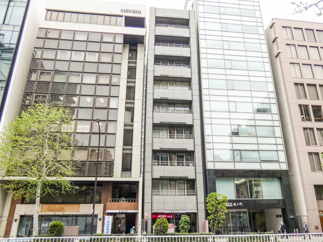 外観_外堀通りに面したスマートなオフィスビルです