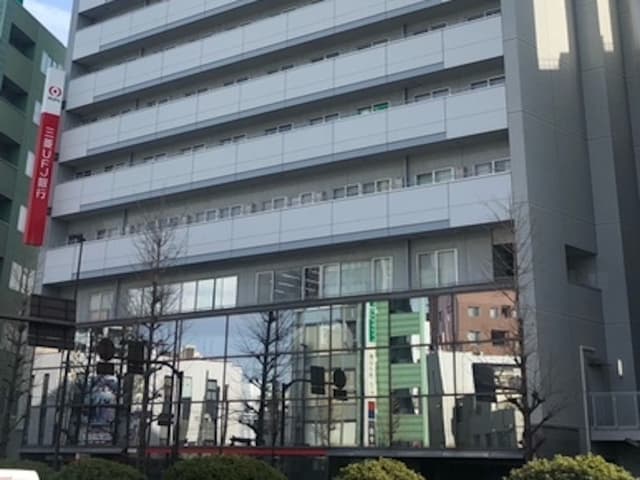 近隣の銀行_三菱UFJ銀行 千住支店 (徒歩3分)