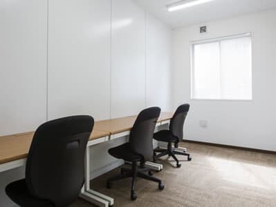 個室_窓付きの開放感に優れたお部屋が用意されています。