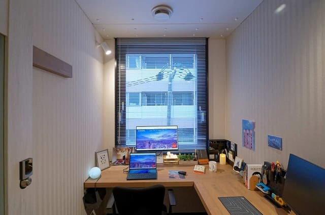 個室_ニューヨーク郊外のビーチリゾート“ハンプトン”をイメージしたデザイン性の高い完全個室です(参考画像)