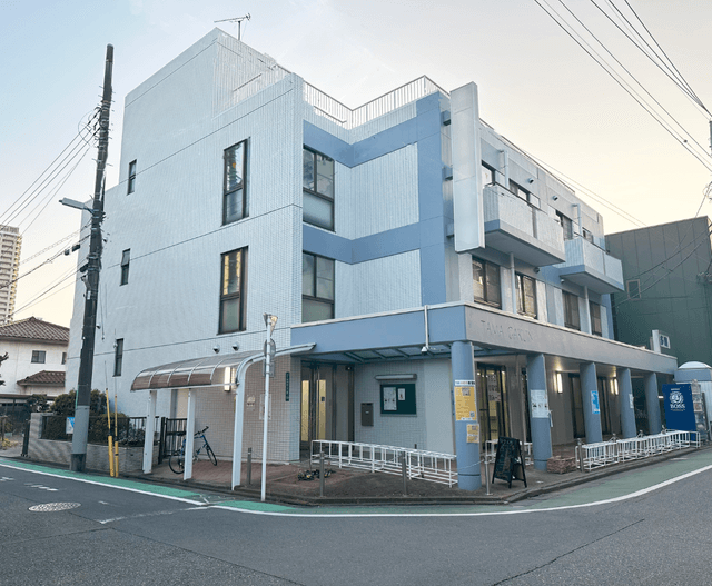 外観_府中駅から徒歩6分に位置しています。