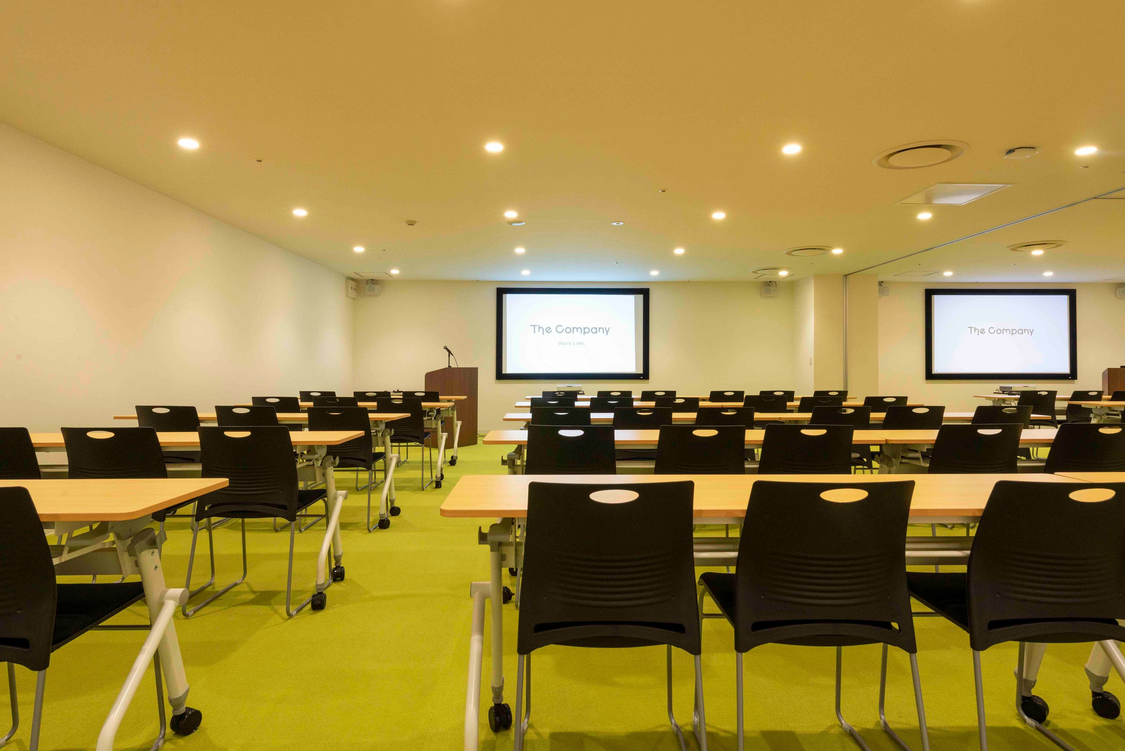 138名収容可能_The Company HALL