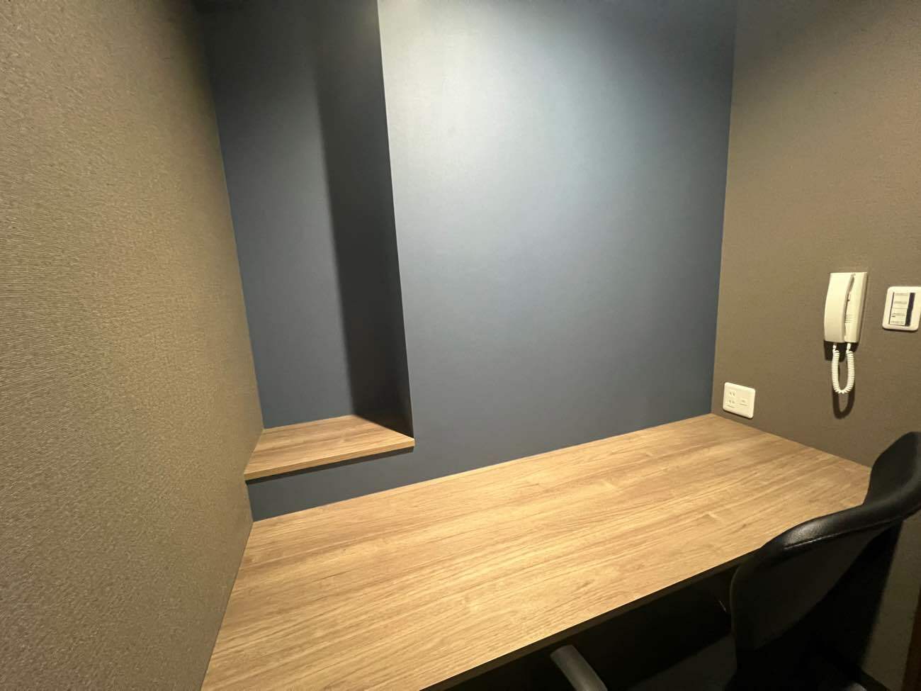 専有部_個室。インターネット環境を完備しています。