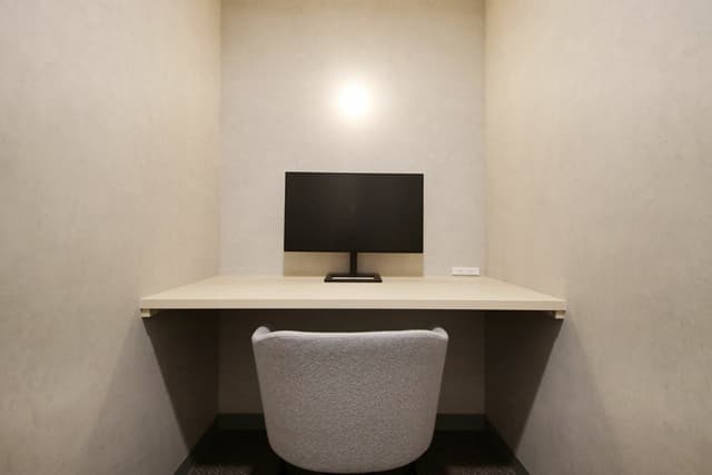 専有部_個室。法人登記も可能です(有料)。