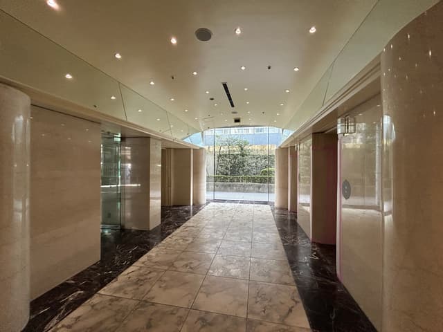 フロアEVホール