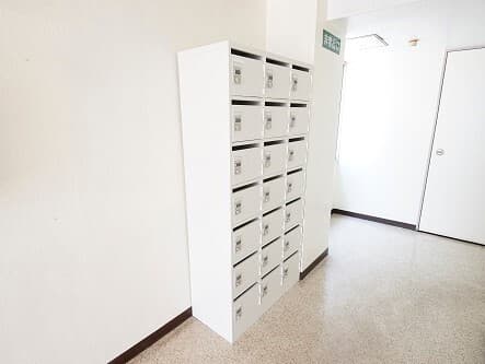 設備_ポスト。指定席利用の方は無料でご利用いただけます。