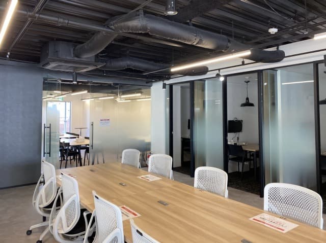 27788C10-07F4-42AA-83DE-7D60DF3F46BC