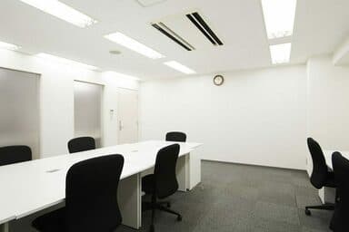 11名用個室_Room513(窓あり)