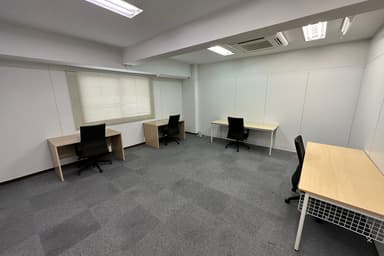 Room8(12名個室)