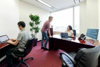 レンタルオフィス(4名個室)