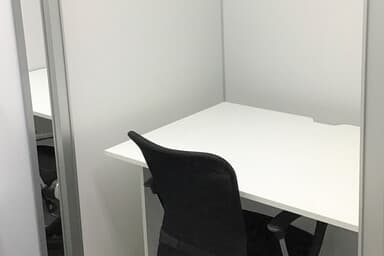 D11(1名用ブース席)