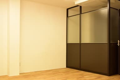 2F-B ROOM
