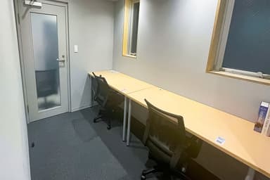 窓あり2名個室