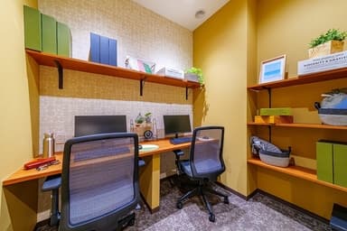 12号室(2名用完全個室・棚付き・キャンペーン中)