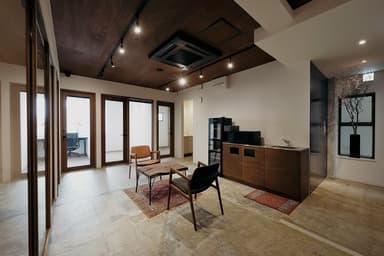 ワットエバー(Whatever)NAKANOSIMA