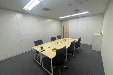 7名用個室(モニター付き)