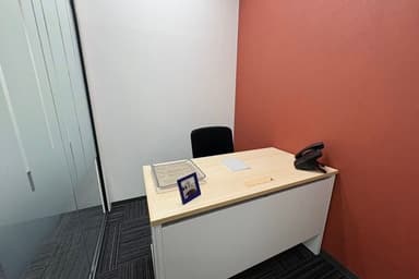 1名用通路側完全個室オフィス
