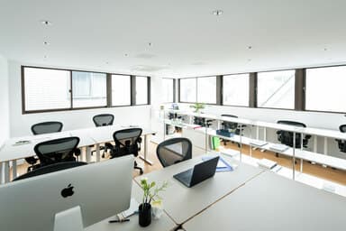 FARO中目黒 303号室(最大16席個室リニューアル!)※家具付きセットアップオフィス