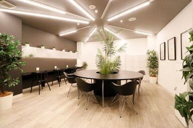 THE HUB(ザ ハブ)神田小川町