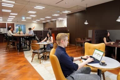 ホットデスク24時間アクセス  【24時間365日利用】