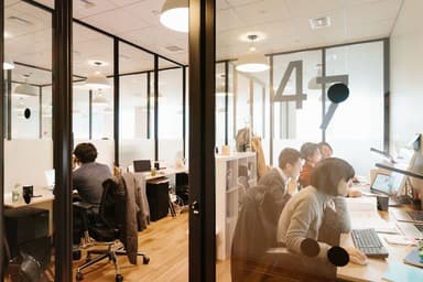 プライベートオフィス(90名個室)