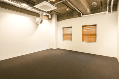 305号室(8名個室)