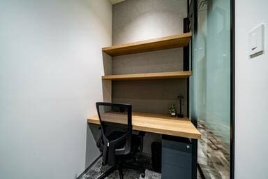 1名個室(通路側)