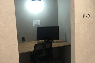 1名ブース席(専用デスク)