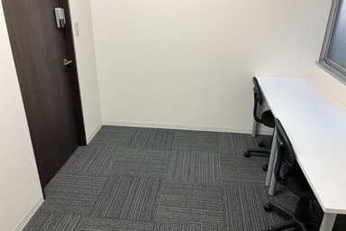 窓有り完全個室(最大3名)204