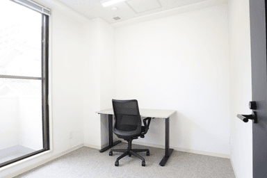 2名用窓側個室(ROOM5)